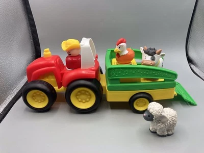 2013 Little People OLD MCDONALD Farm MUSICAL TRACTOR w/ Farmer & Animals WORKS - Image 1 of 4