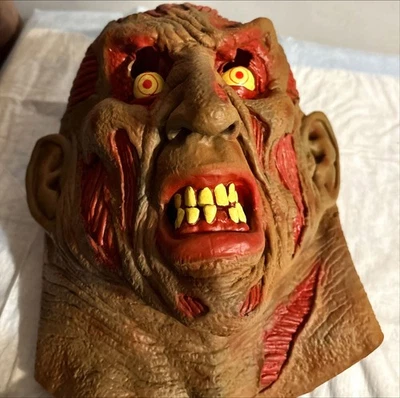 Freddy Krueger Nightmare on Elm Street Fancy Dress Halloween Latex Mask - Image 1 of 4