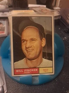 1961 Topps Bill Fischer - Picture 1 of 2