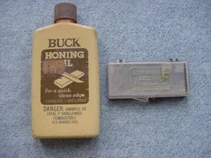 BUCK COLLECTORS-Vintage El Cajon Honing Oil AND ARKANSAS STONE Marked No. 130 - Picture 1 of 5