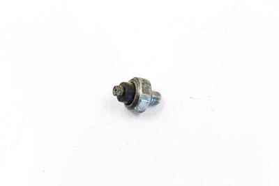 2007 KAWASAKI NINJA 500R SENSOR DE PRESSÃO DE ÓLEO FABRICANTE DE EQUIPAMENTO ORIGINAL - Imagem 1 de 4