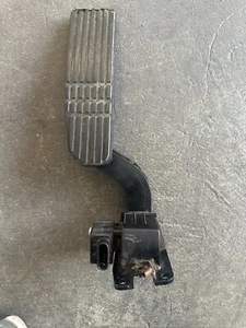 ✅OEM Freightliner Cascadia Dual Power Accelerator Pedal - P/N A01-33822-001✅ - Picture 1 of 9