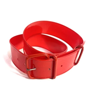 Vintage Women's Red Belt Vinyl Plastic Mid Mod 60s Go-Go Rockabilly Size 30 XS/S - Picture 1 of 12
