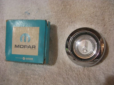 Новая из старых запасов кепка Mopar 1967 Plymouth Fury Horn - Изображение 1 из 2