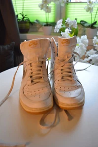 Meine Nike AIR AFI-LIGHT Sneaker 40 weiss gold - Bild 1 von 24