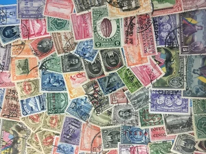 Colección de 93 estampillas clásicas antiguas diferentes usadas y sin usar de Ecuador - Imagen 1 de 5