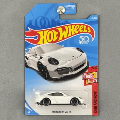 Hot Wheels Porsche 911 GT3 RS blanco macizo entonces y ahora 7/10 47/365 Foto 1 de 4