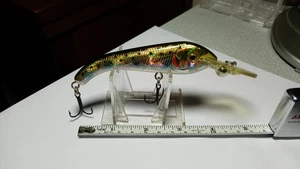 UNK===COMO NUEVO=DOBLE PROFUNDIDAD, 5" CRANKBAIT, ORO/PLATEADO REFLECTANTE, NEGRO NEGRO, NUEVO OTRO - Imagen 1 de 4
