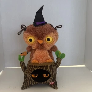 Hallmark Who’s Watching Me Singing Owl Light Sound Moving Motion Decor 2013 - Bild 1 von 15