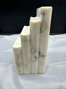 VINTAGE ALABASTER STACKED BOOKS BOOKEND STONE MADE IN ITALY HAND CARVED - Picture 1 of 6