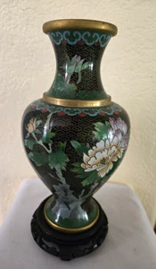 antike chinesische Cloisonne Vase 8,5" hoch x 4" breit mit Holzsockel - Bild 1 von 12