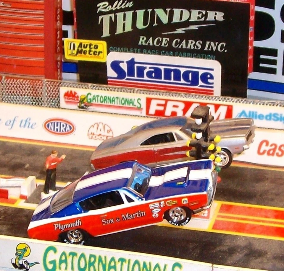 Hot Wheels Drag Strip Demons Sox & Martin 1968 Hemi Plymouth Barracuda Pro Stock Foto 1 de 2