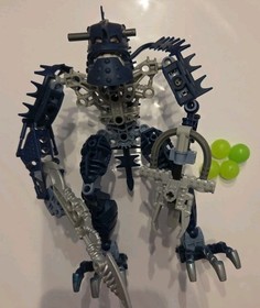 LEGO BIONICLE Piraka VEZOK W/ Canister 8902 Complete ZAMOR Glow Teeth Light Head