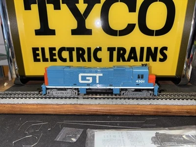 Tyco GT C430 HO Diesel Engine W/Handrail Kit, Runs - Image 1 of 4