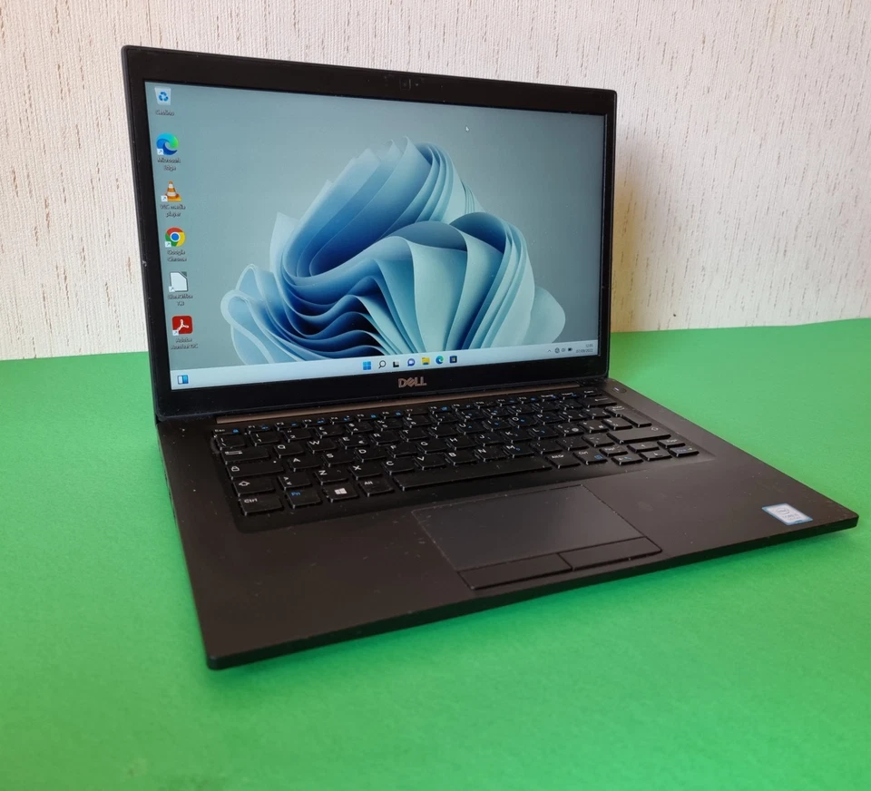 Dell Latitude 7490..i5-8350U..Ram 16..SSD 512..FHD+ Batteria Nuova Schermo 14.1 - Immagine 1 di 4
