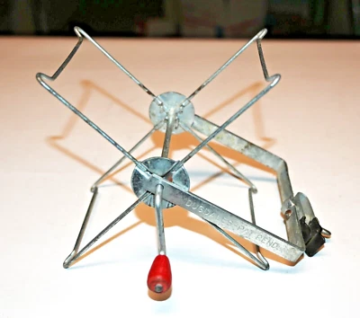 Vintage On The Spot Line Drier by Dugdales Marked Pat. Pending - Image 1 of 4