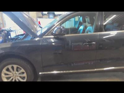 Used Front Left Door Assembly Front fits: 2014 Audi Q5 electric Front Left Grade - Image 1 of 4