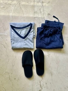 Qatar Airways The White Company Cotton Pajamas & Slippers Set L Business NEW - Picture 1 of 7