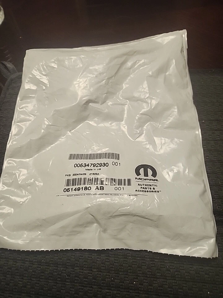 2011 - 2025 Mopar  AUNTHENTIC Oxygen Sensor 5149180AB Oem Chrysler Jeep Dodge   - Imagen 1 de 4