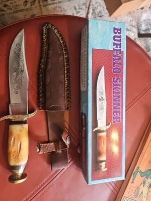 Chipaway Cutlery Buffalo Skinner Fixed Knife Bowie hunter 11" overall Frost - Image 1 of 4