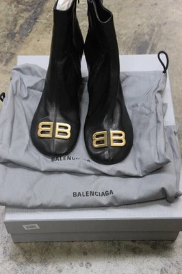 Botas de tornozelo Balenciaga de couro preto salto groupie, marca tamanho 37 722311 - Imagem 1 de 4