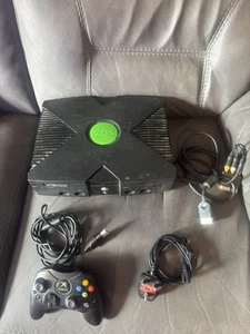 Original Xbox Konsole Bundle mit 8 Spielen - Bild 1 von 8