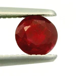 0.73Ct UNTREATED PIGEON BLOOD RED RUBY GEMSTONE - Picture 1 of 1