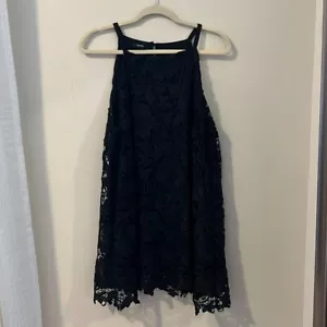 Abito stile reggicalze in pizzo nero - Foto 1 di 6