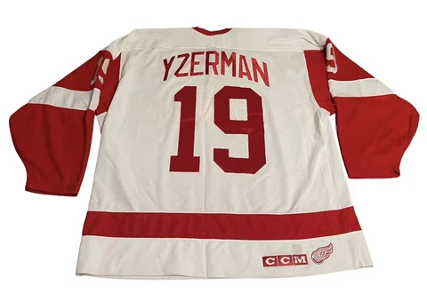 Vtg Detroit red wings Jersey ccm authentic stitch Steve Yzerman XXL hockey NHL Cover