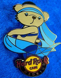 MADRID OSO DANZANTE SERIE ÁRABE VELO AZUL BAILARINA NIÑA Hard Rock Café PIN LE - Imagen 1 de 1