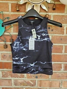 EXPRESS Body Contour High Compression High Neck Crop Tank Marbled Black Gr. S - Bild 1 von 3