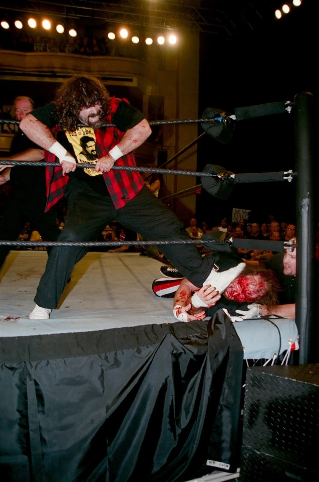 FOTO COLORIDA VINTAGE 8x10 MICK FOLEY CRU ECW WWF NXT AEW NXT WWE - Imagem 1 de 1