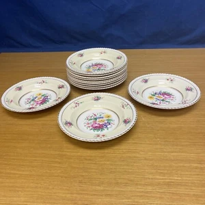 12 Johnson Brothers WINDSOR WARE 7 3/4” Scalloped Edge Rimmed Soup Bowls - Picture 1 of 6