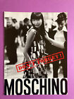 Publicité Moschino 1996 mode 90 printemps été vintage Milan presse coçllection