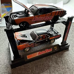 M2 Autozone Special Edition Auto Lift 1968 Mustang And 1971 Plymouth Barracuda. - Picture 1 of 17