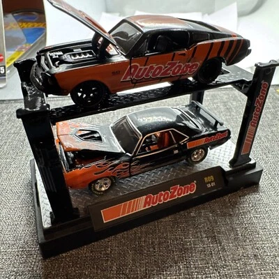 M2 Autozone Special Edition Auto Lift 1968 Mustang And 1971 Plymouth Barracuda. - Image 1 of 4