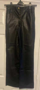 Black Faux Leather Ladies Trousers from Zara Size 6 VGC 100% Polyurethane - Picture 1 of 3
