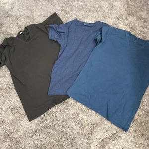 Paquete 3 camisetas Uniqlo Dry cuello en V manga corta para hombre medianas - Imagen 1 de 5