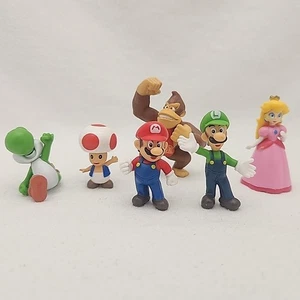 Figures Super Mario Set of 6 PVC Nintendo Mario, Luigi, Peach, Kong, Yoshi, Toad - Picture 1 of 7