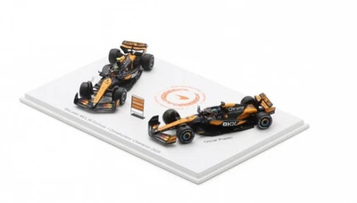 SPARK, McLAREN MCL38 #4 e #81 Campione Costruttori 2024 L.NORRIS e O.PIASTRI,... - Immagine 1 di 4