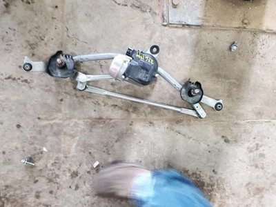 Motor limpiaparabrisas compatible con 19-22 MAZDA 3 1789238 Foto 1 de 4