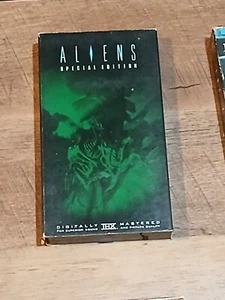 Aliens (1986) VHS - 1999 Special Edition - Sigourney Weaver, dir. James Cameron - Picture 1 of 4