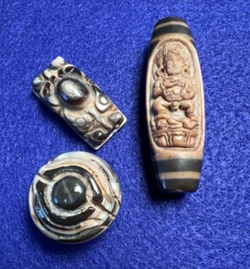 Juego de 3 cuentas de talismán Dzi tibetano nepalí acento ornamental para collares - Imagen 1 de 6