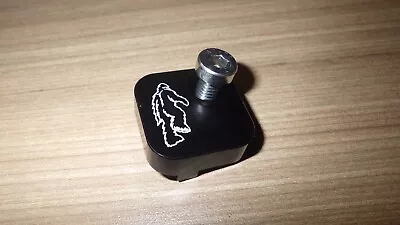 YETI PLATE FOR HI DIRECT MOUNT FRONT DERAILLEUR, NEW, BLACK, ALUMINIUM - Image 1 of 2