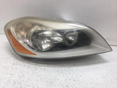 10 VOLVO 60 SERIES Headlamp Assembly 1 Fixed Tab Clouding Right Passenger - Imagem 1 de 4