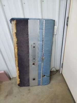 STARFIRE  1963 Front Door Trim Panel 291723 Foto 1 de 4