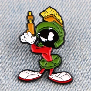 MARVIN THE MARTIAN - LOONEY TUNES - WARNER BROS METAL BADGE - FREE POST Style B - Bild 1 von 4