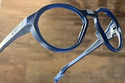 RARO ÚNICO Oakley CLIFDEN KITH 9440 marco de repuesto tinta mate azul Foto 1 de 4