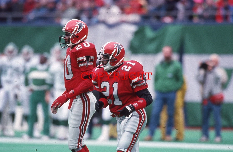 DEION SANDERS - ATLANTA FALCONS -  Vintage 35mm Football Slide 2.10c - Image 1 of 1