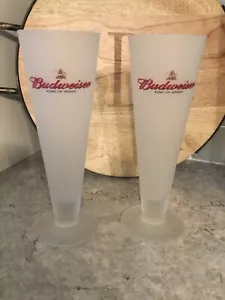 Budweiser King of Beers Frosted Flute Footed Glasses - Picture 1 of 5